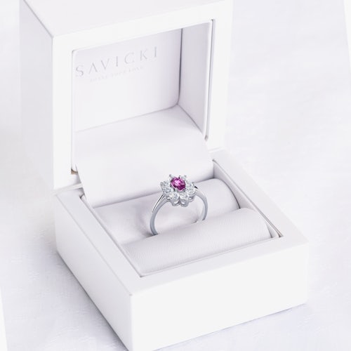 Pierścionek zaręczynowy SAVICKI: białe złoto, różowy szafir, białe szafiry